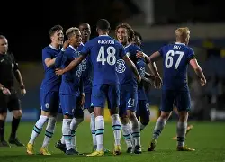 关于切尔西客场逆转阿森纳，取得关键胜利的信息